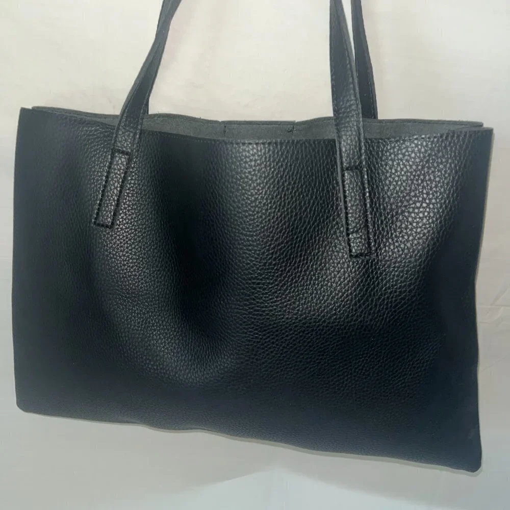VINCE CAMUTO Vegan Leather Luck Tote black